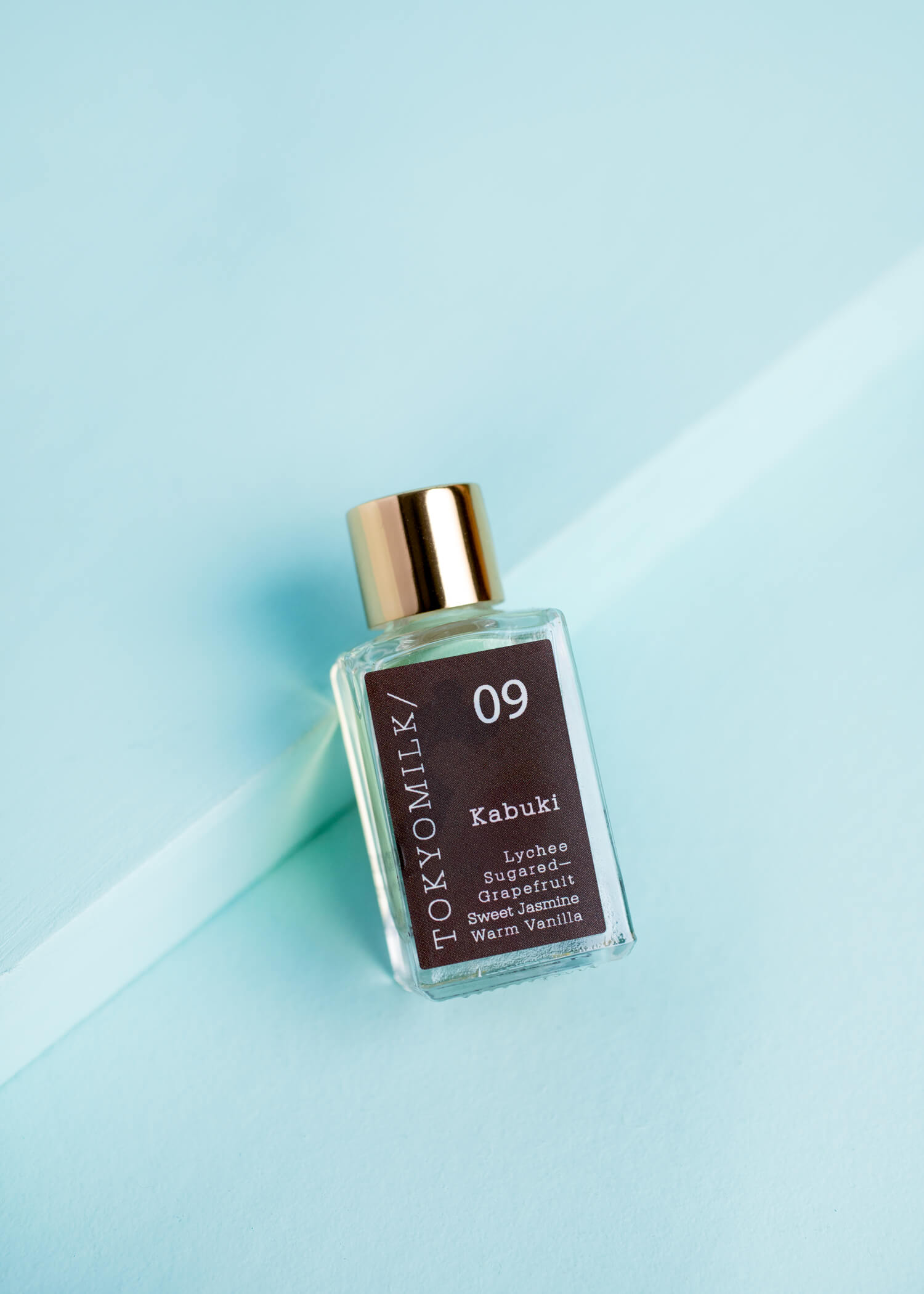 Kabuki Perfume | Sugared Grapefruit, Lychee, Sweet Jasmine