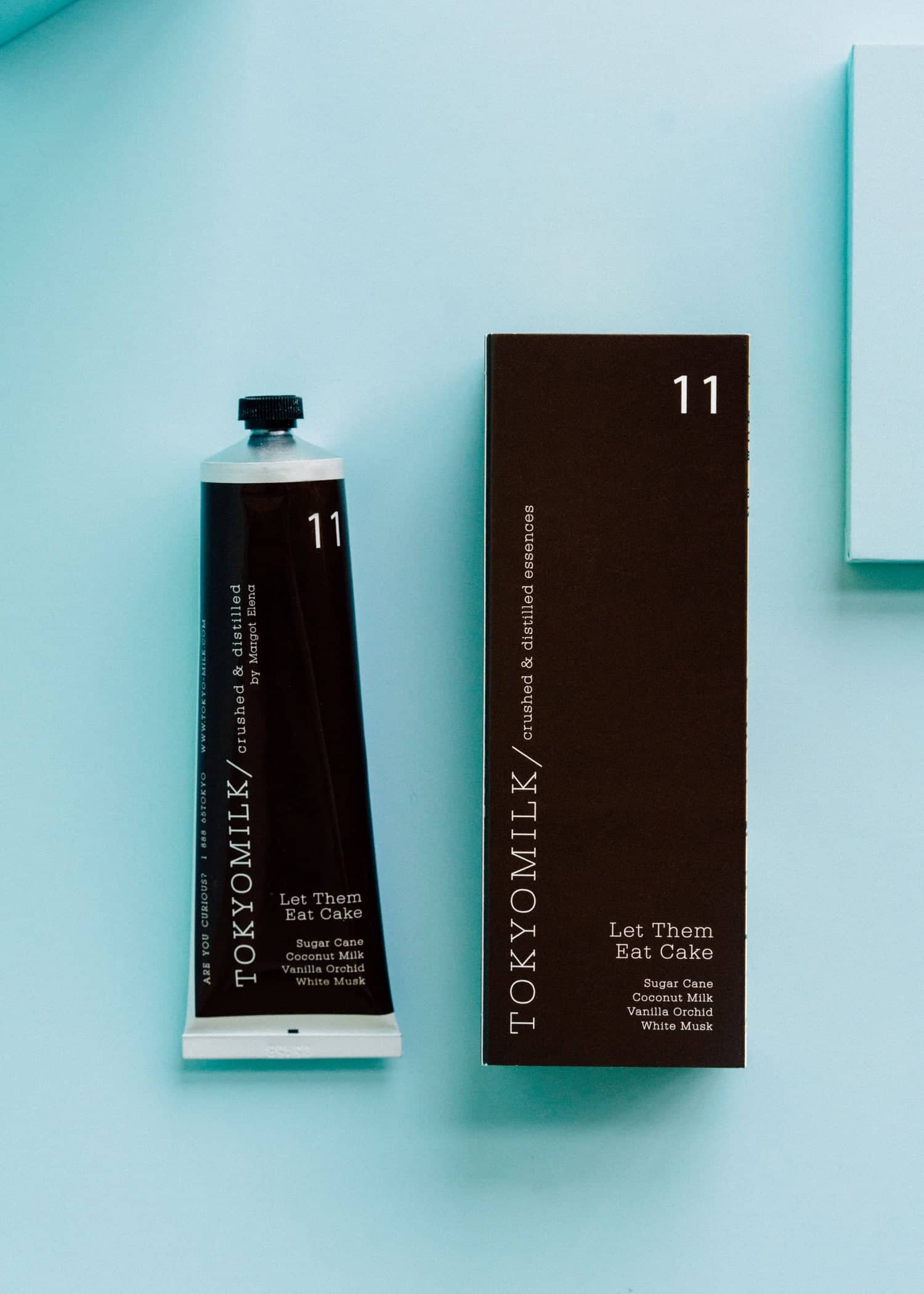 【新品】ホームエステ  MAKEQUTTO Amazon.co.jp: MAKEQUTTO メイキュット 多機能 複合美容機 EMS LED光 3